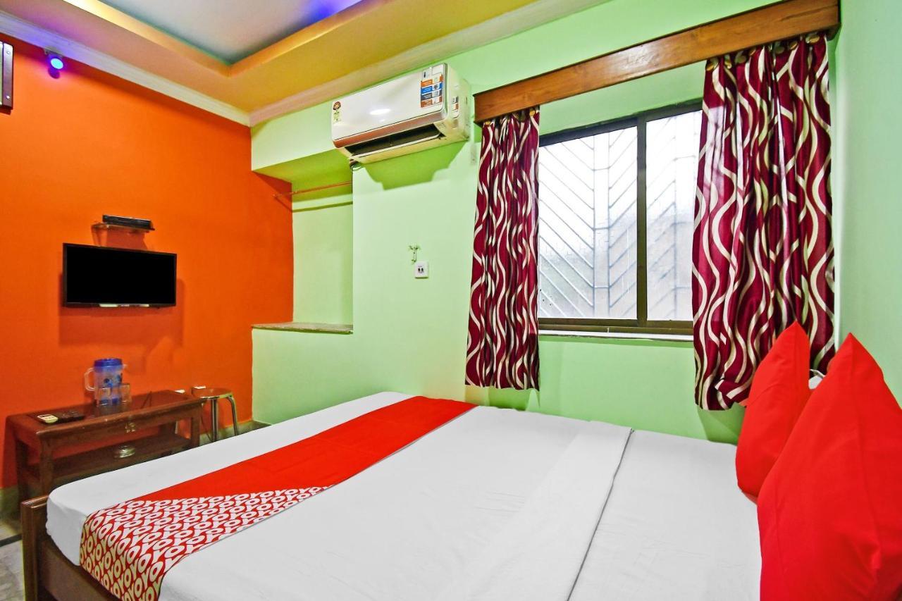 Oyo 85829 Max International Hotel Kolkata Ngoại thất bức ảnh