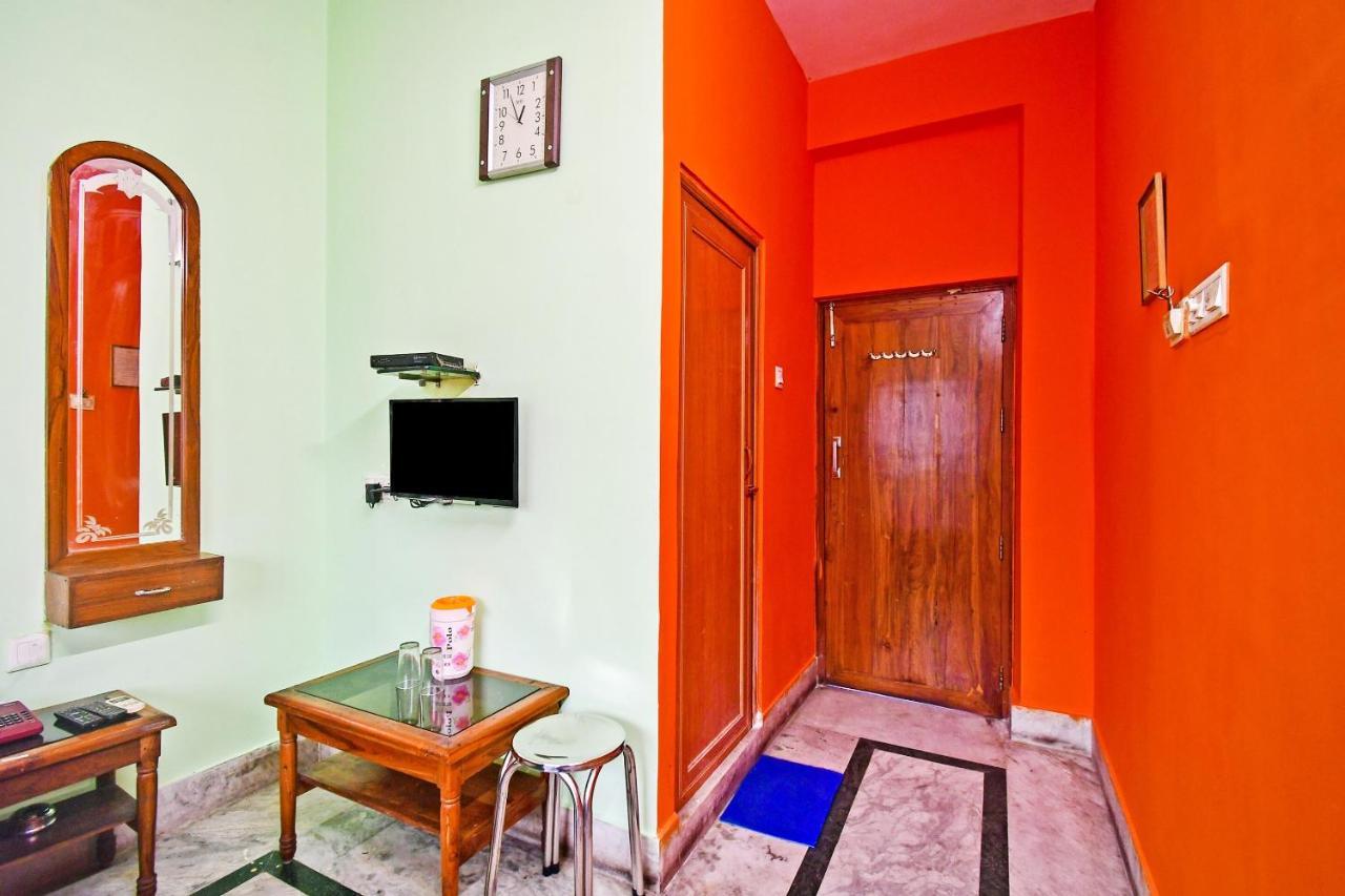 Oyo 85829 Max International Hotel Kolkata Ngoại thất bức ảnh