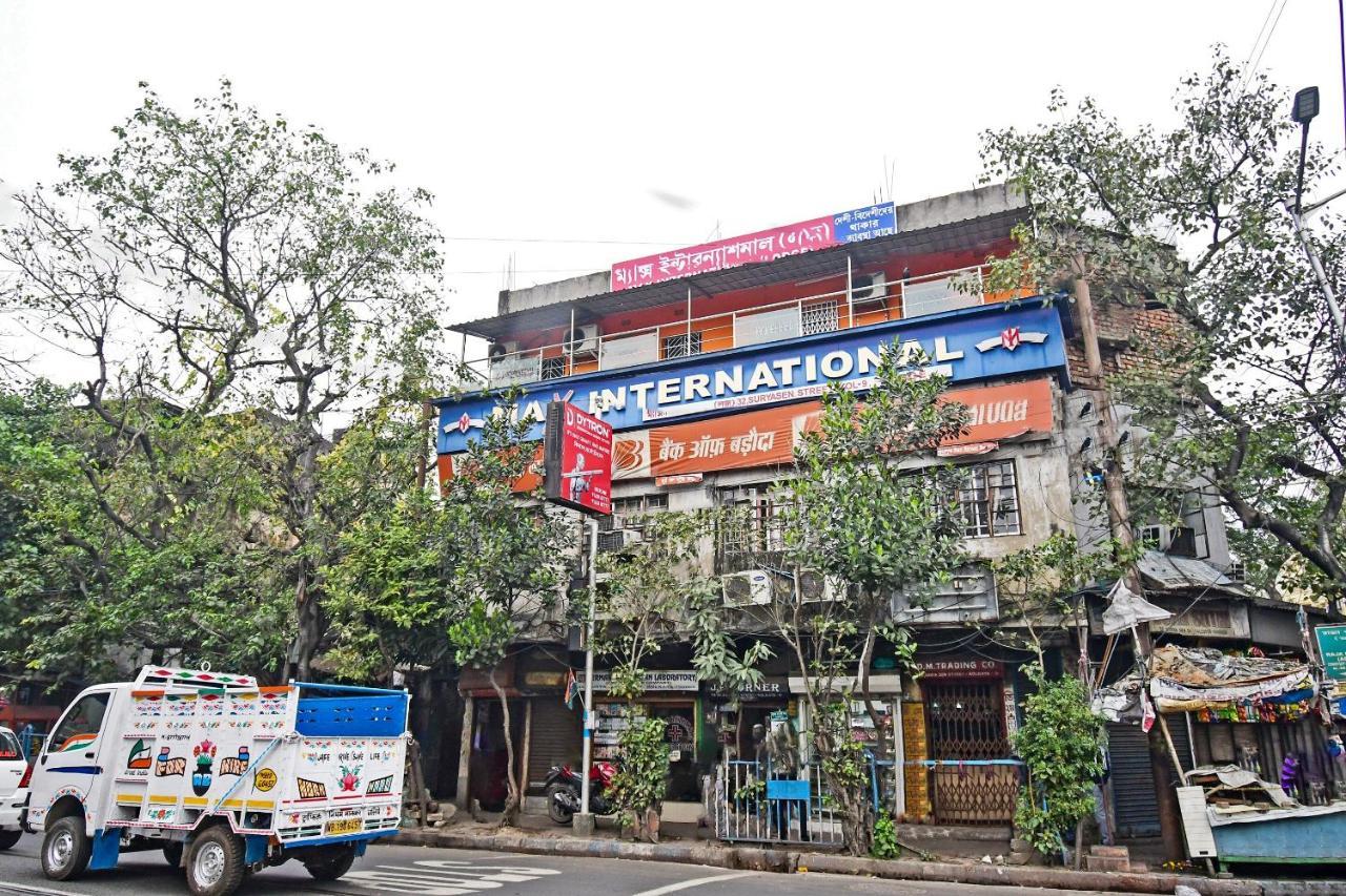 Oyo 85829 Max International Hotel Kolkata Ngoại thất bức ảnh