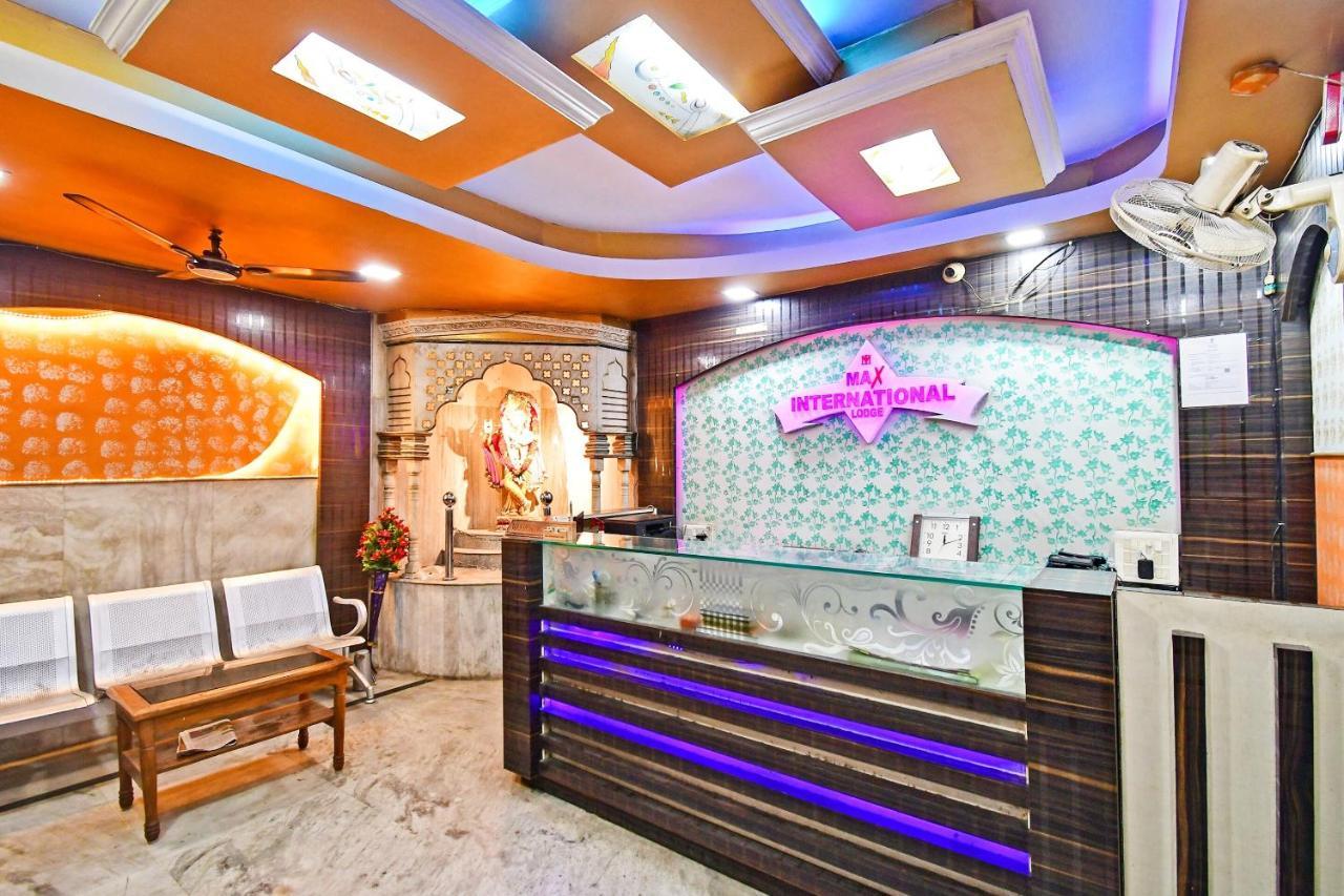 Oyo 85829 Max International Hotel Kolkata Ngoại thất bức ảnh