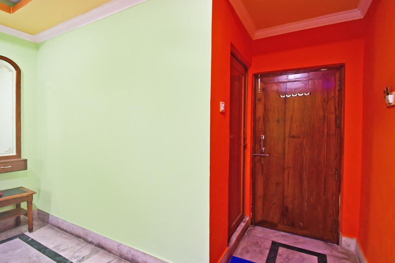 Oyo 85829 Max International Hotel Kolkata Ngoại thất bức ảnh