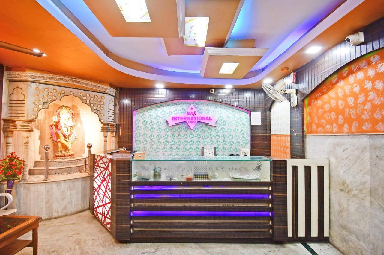 Oyo 85829 Max International Hotel Kolkata Ngoại thất bức ảnh